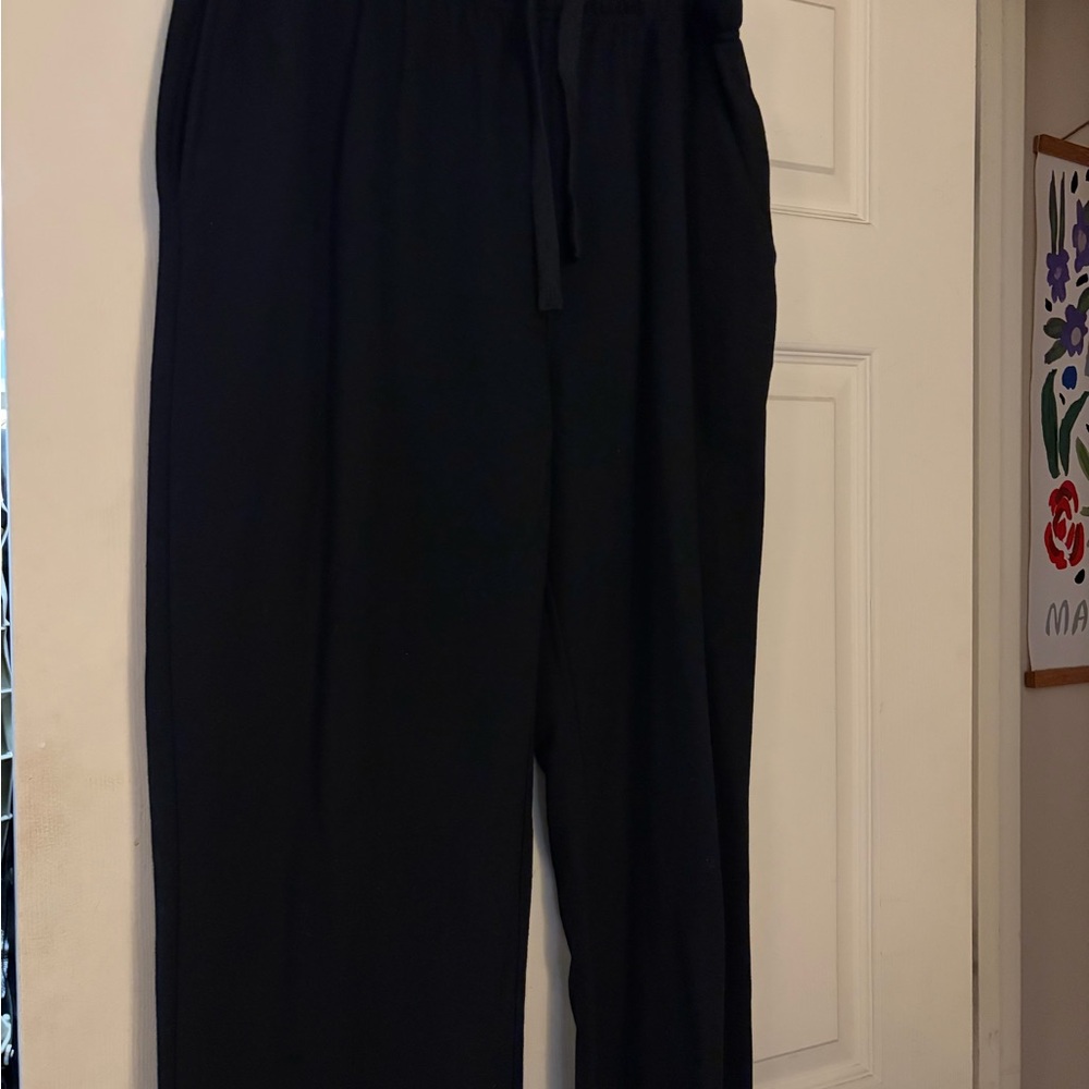 Women’s Wide Leg Black Sweapants